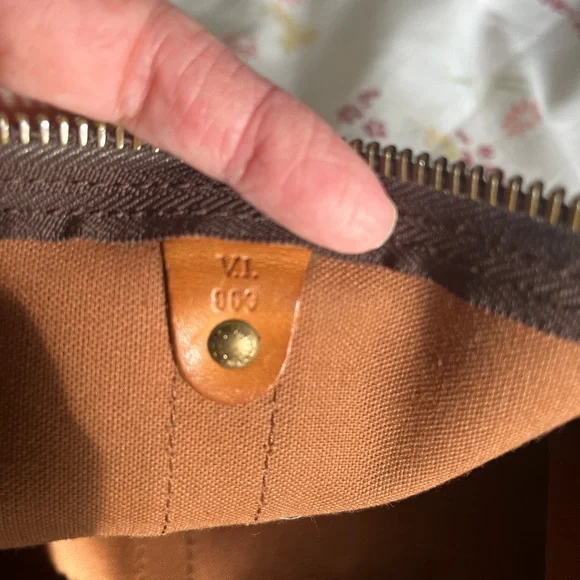 Louis Vuitton Brown Monogram Keepall 45 w/ USC logo - Picture 10 of 10